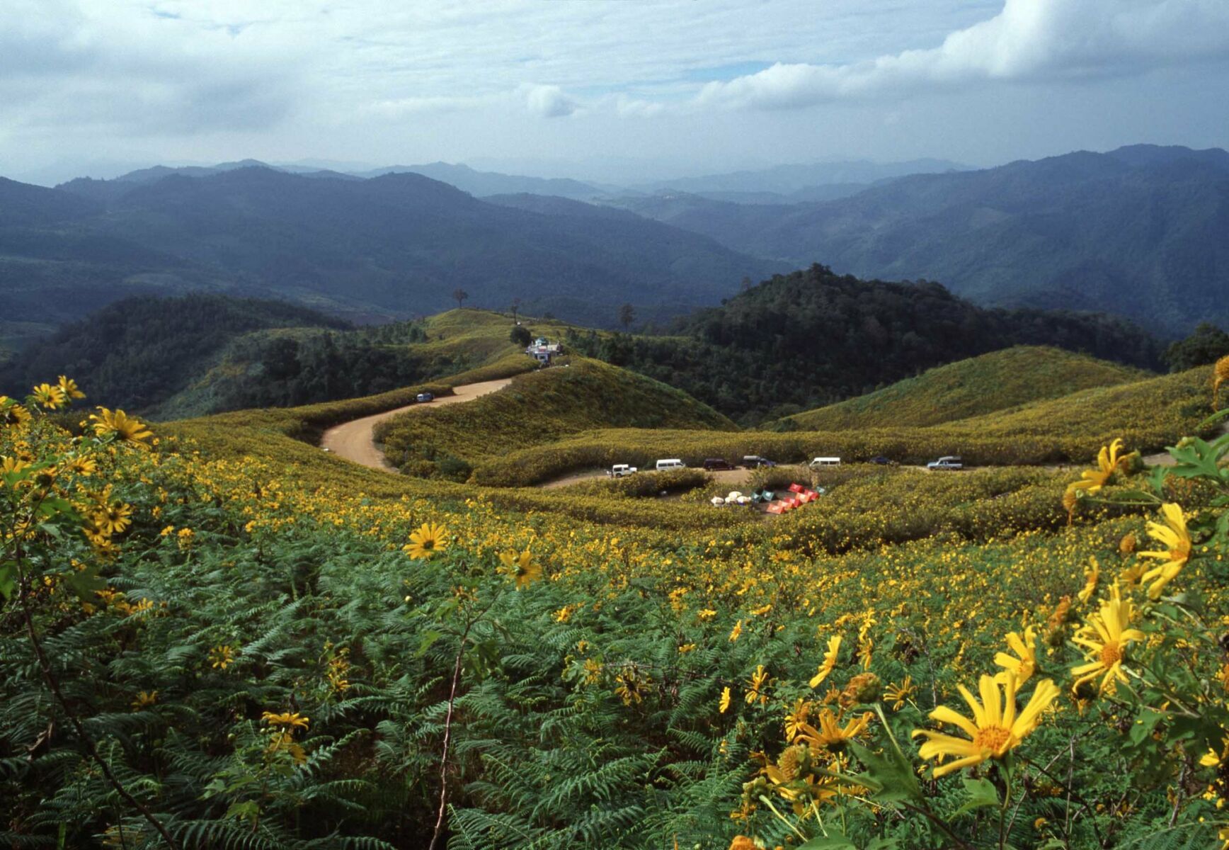 Провинция мая. Хонг сон. Мае Хонг сон. Mae Hong son loop Map. Son Hong maktabi.