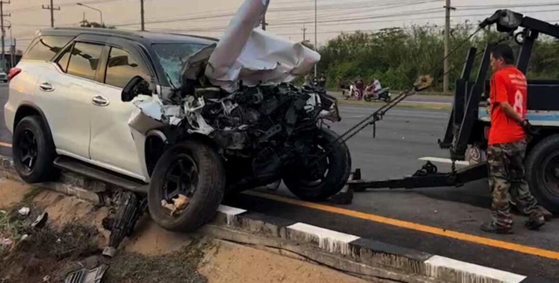 Thai driver loses control, crashes into fish-loaded vehicle, 3 killed