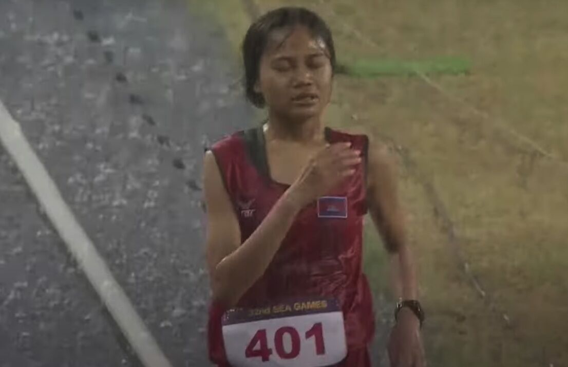 Cambodian runner’s determination at SEA Games captures hearts (video)