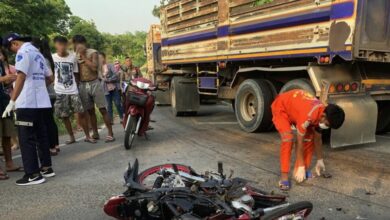 Young motorcyclist fatally crashes into 18-wheeler in northeast Thailand