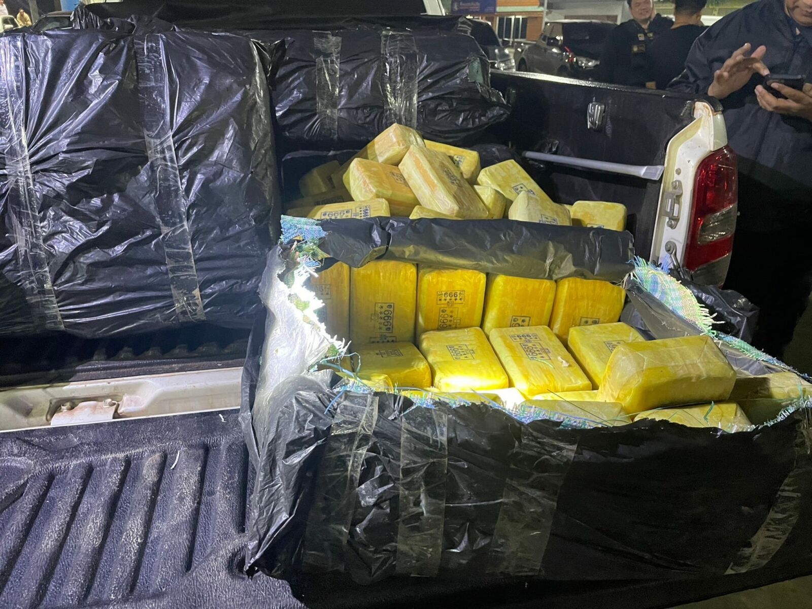 4 suspects arrested for smuggling 7 million meth pills near Mekong River