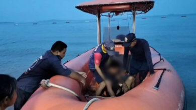 Drunk man rescued from Pattaya sea after argument with girlfriend