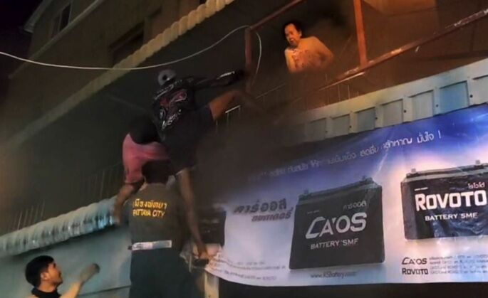 Firefighters Rescue Elderly Woman From Burning Building In Pattaya ...