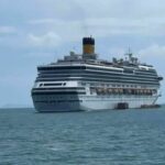 Cruise liner with 1,800 tourists makes its way to Koh Samui