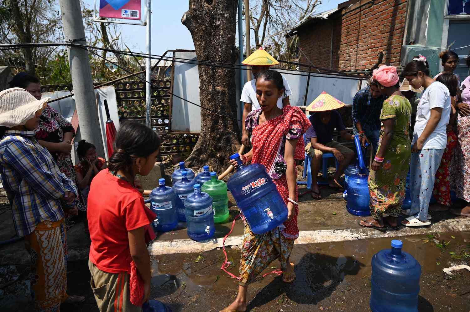 Cyclone Mocha aftermath: Myanmar residents queue for aid as UN negotiates access