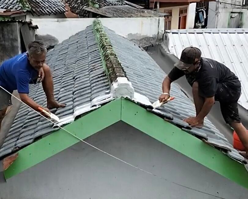 Indonesia adopts cool roofs to combat heatwaves and reduce energy costs