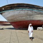 Iran&#8217;s traditional wooden lenj boats face extinction as modern vessels take over | Thaiger