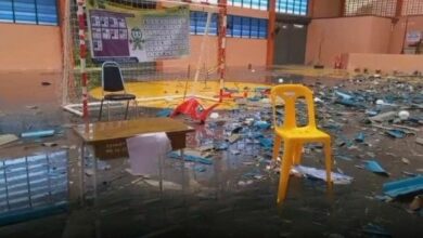 Storm damages Sukhothai polling station, officials flee with ballot boxes and 2 injured