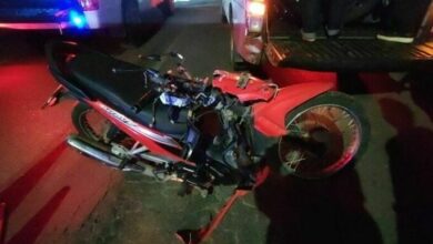Motorbike rider killed in tragic collision with 6-wheel truck in central Thailand