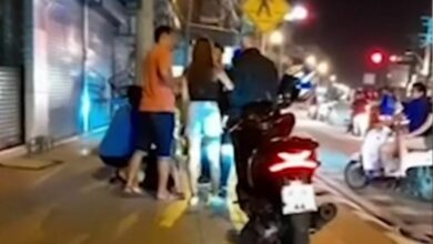 Western man attacks Chinese man on road in Pattaya