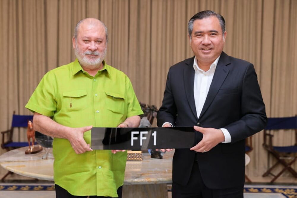 Sultan Ibrahim pays record RM1.2m for Malaysia’s priciest number plate