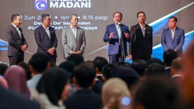 Anwar Ibrahim emphasises musyawarah culture for civil servant input