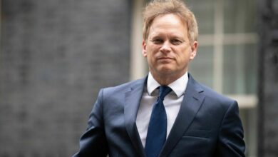 Shapps dismisses witch hunt claims, says UK tired of Johnson drama