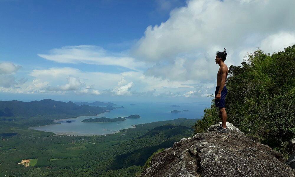 Koh Chang, Hiking, Viewpoint, Man overlooking view