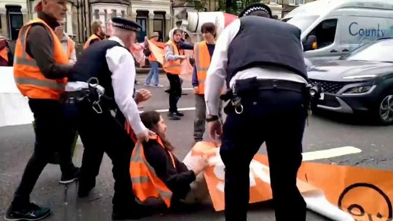 Met Police spends £4.5m tackling daily Just Stop Oil protests