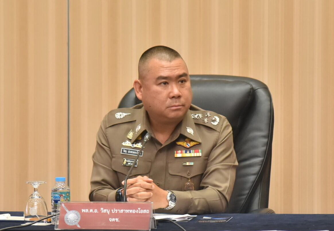 Thai police investigate lorry sticker corruption, truck association meets today