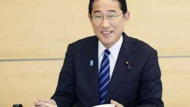 Japanese PM eats Fukushima fish amid radioactive waste fears