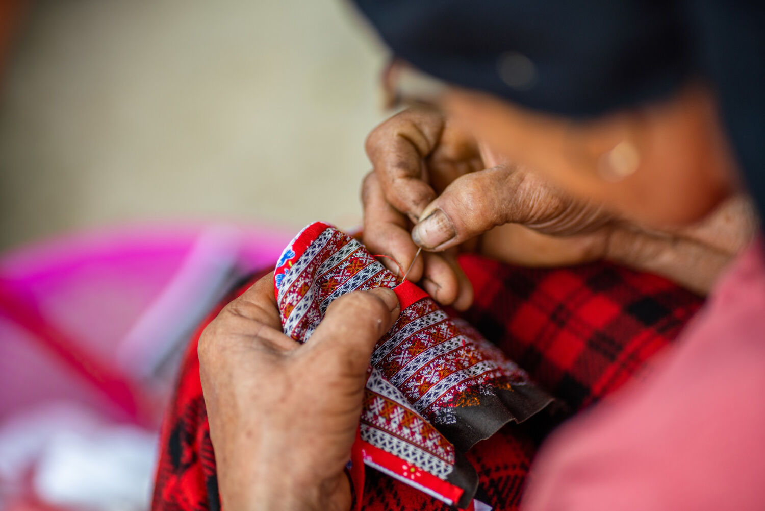 PHOTO: Thai weaving by wirestock via Freepik