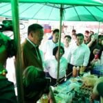 Thai PM&#8217;s night market escapade in Khon Kaen stirs up lotto luck frenzy | Thaiger