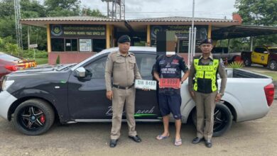 Buriram police seize counterfeit number plate bought on Facebook for 2500 baht
