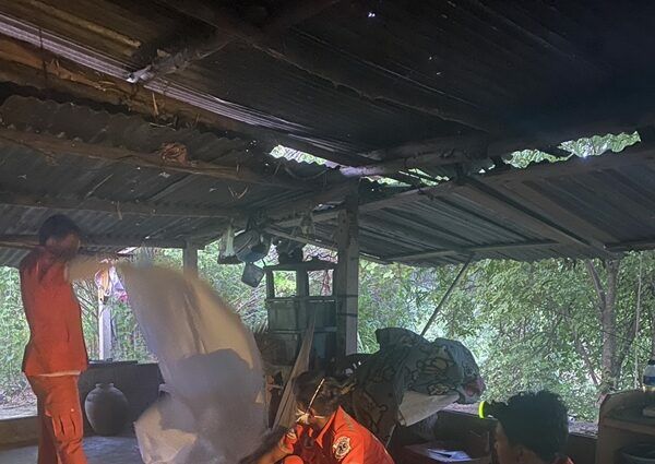 Elderly man found dead in Nakhon Ratchasima home, alcohol poisoning suspected