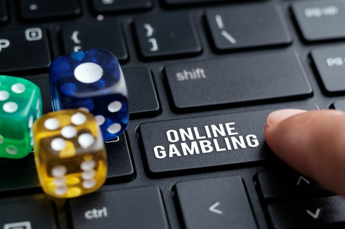 Police in hot water: 8 officers nabbed in online gambling network crackdown