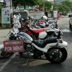 A harsh sign, a serious message: Chiang Mai scooter and motorbike rental’s warning sparks debate online | Thaiger