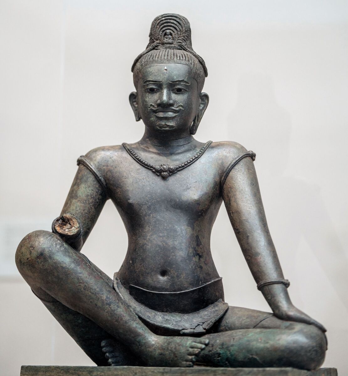 Museums face pressure to explain presence of Cambodian relics