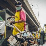 Thai elderly in yellow aprons fight homelessness on Bangkok streets | Thaiger