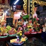 Desperate singles seek divine intervention at Hanoi ancient pagoda | Thaiger