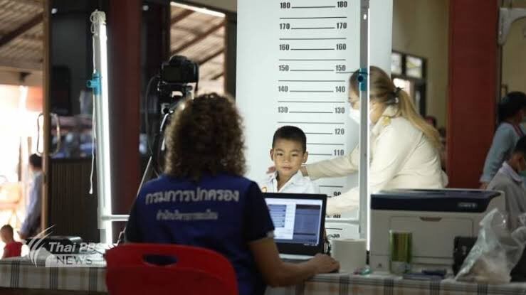 Thai citizenship for migrant workers’ kids to boost birth rates