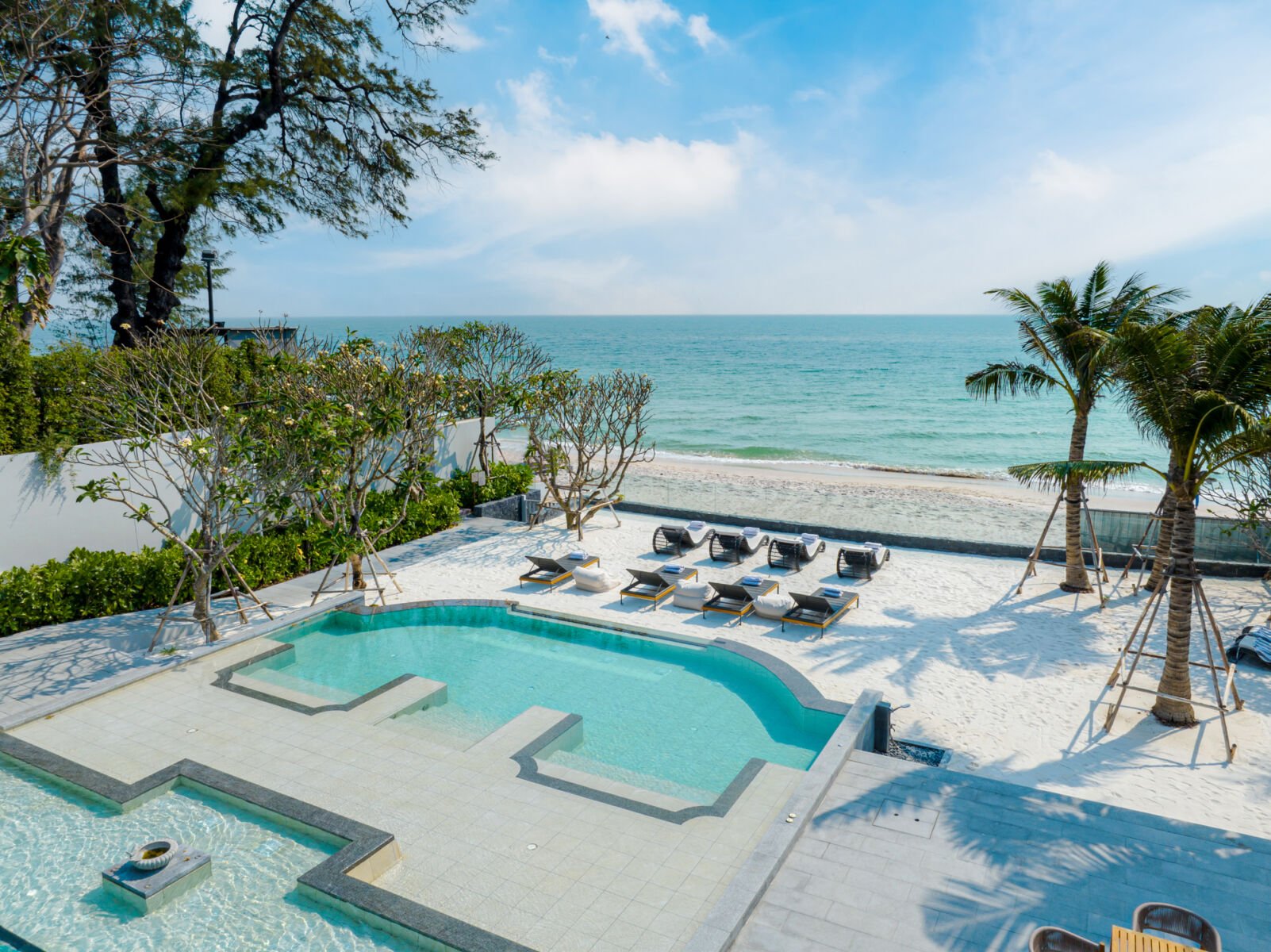 acuzzi on the beach at InterContinental Residences Hua Hin