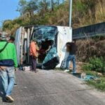 Bus collides with truck in central Thailand due to brake failure | Thaiger