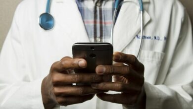 How telehealth works and transforms lives in the digital age