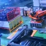 Robot arm crushes worker to death in Chon Buri (video) | Thaiger