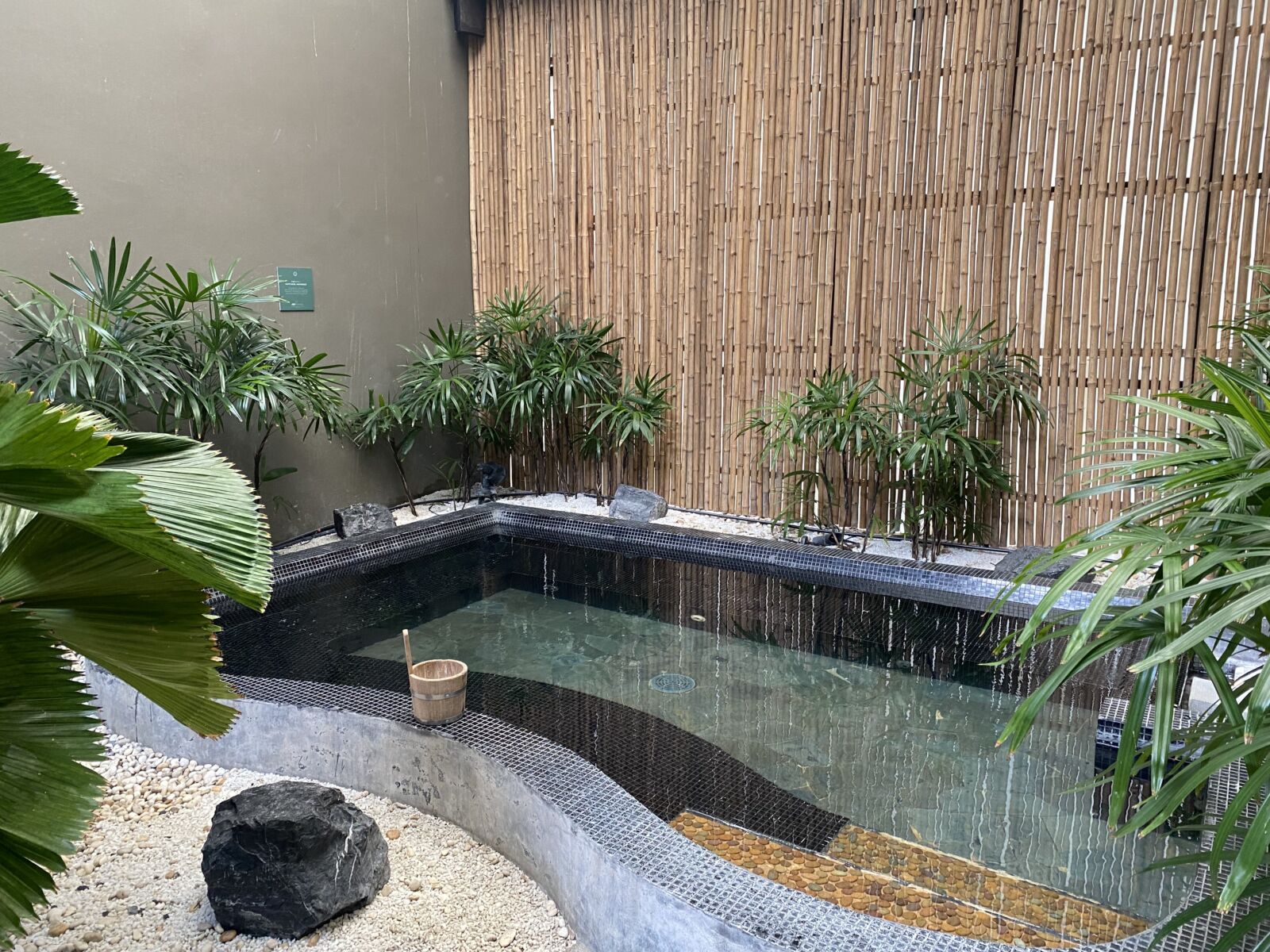 Garden bath at Yunomori Onsen