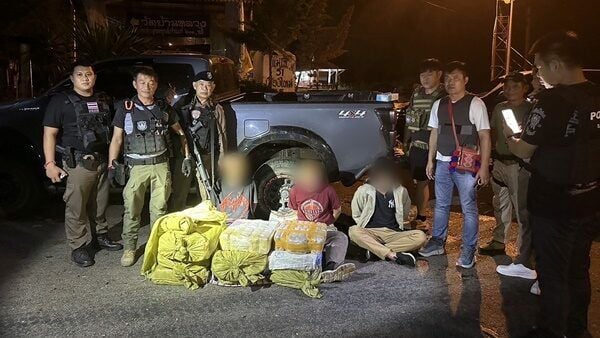 Teen courier with 900k meth pills caught in Chiang Mai