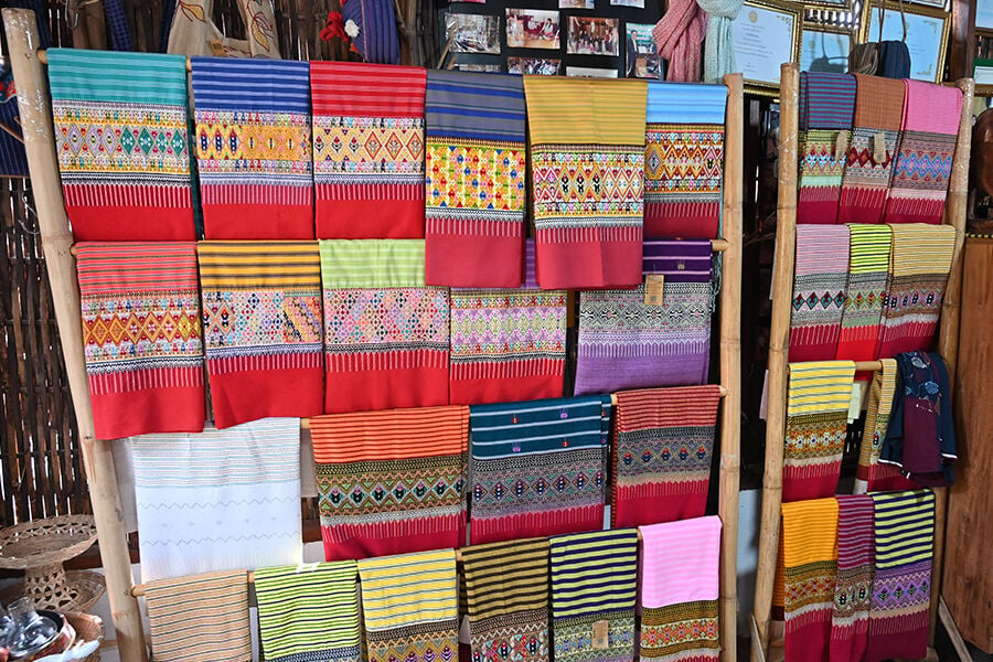 Recognising genuine Thai Silk | News by Thaiger