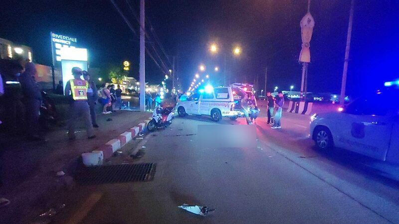 Teens riding against traffic cause fatal accident in Pathum Thani