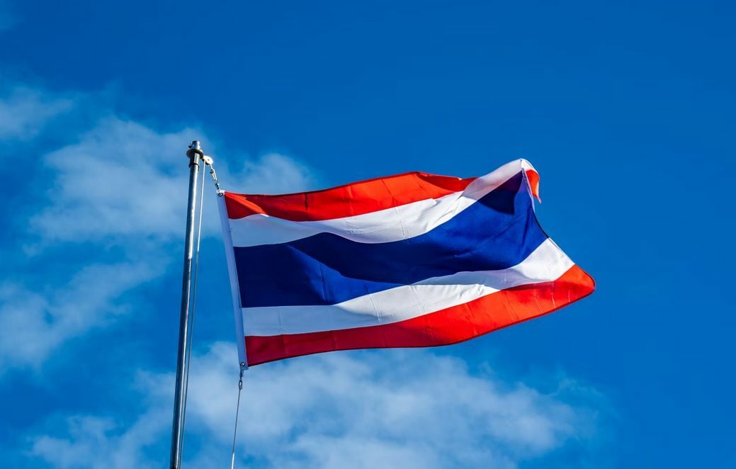 Thai flag which is most thai citizen show respect.