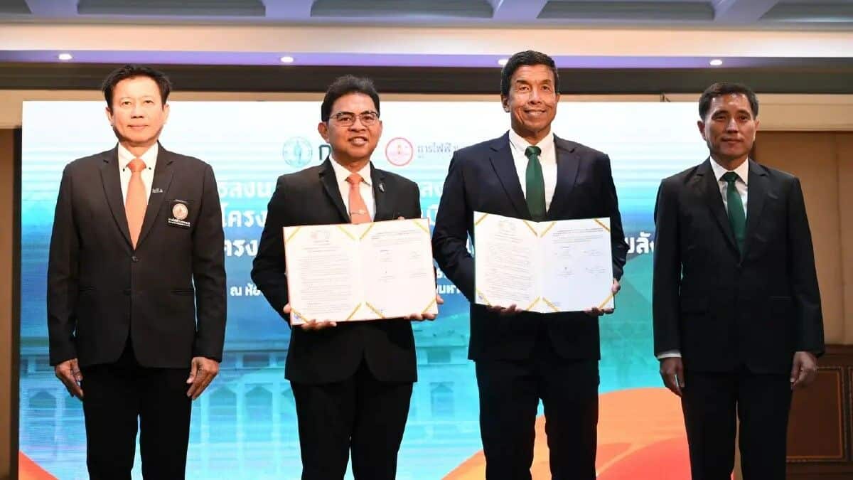 Chadchart signs MOU on renewable energy projects in Bangkok