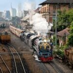 Thailand on track to upgrade third-class trains with air-con &#038; seats | Thaiger