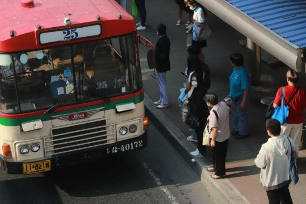 Sudden bus route changes spark chaos for Bangkok commuters