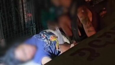 Homeless Thai couple caught having sex in temple in Isaan (video)