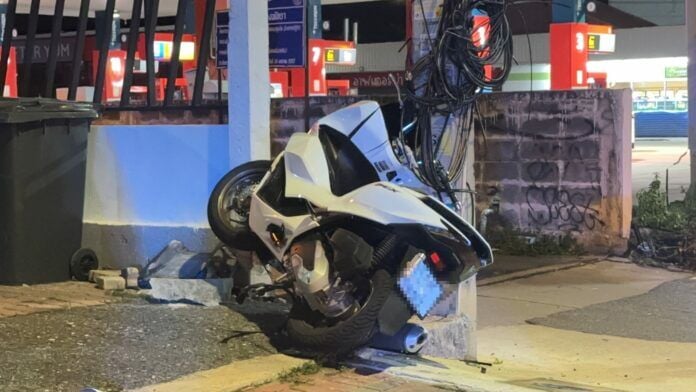 Motorcyclist severely injured in power pole crash in Pattaya