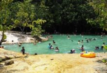 Only 57% of Thais to holiday at home this quarter | Thaiger