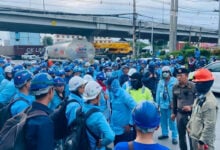 Thai Oil workers protest unpaid wages, ministry demands resolution