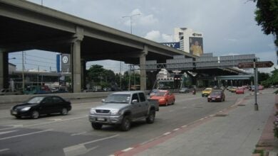 Democrats drive opposition to Don Mueang Toll extension