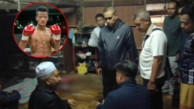 Muay Thai boxer flees after fatally slitting father’s throat