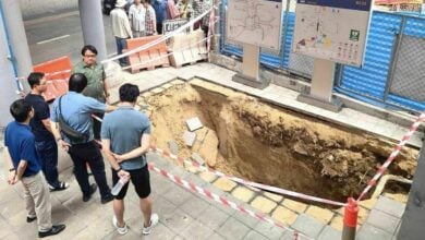 Underground water pipe leak causes footpath collapse in Bangkok